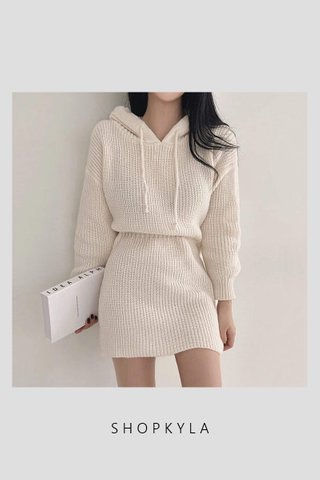 MSIA READY STOCK - SOPHIE KNIT HOODIE DRESS 