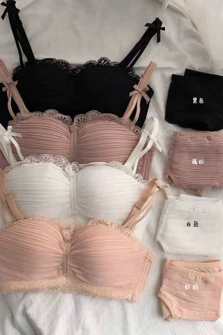 PREORDER - TERELL LACE BRA AND PANTIES SET