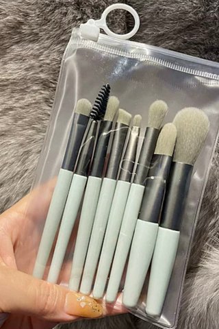 PREORDER - MAKE UP BRUSHES TRAVEL SIZE