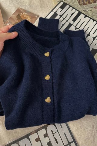 PREORDER - ALLEN HEART SHAPE CARDIGAN