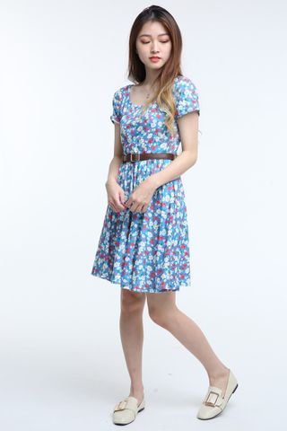 MSIA READY STOCK - KARLA FLORAL DRESS IN BLUE