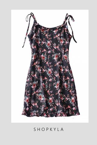 MSIA READY STOCK - ELOISE FLORAL DRESS IN BLACK