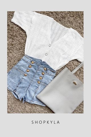 PREORDER - DIANA BUTTON KNIT TOP IN WHITE