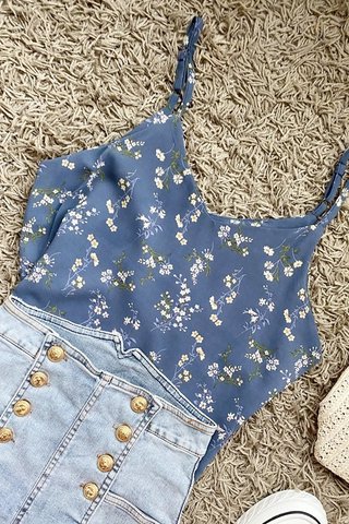 SG IN STOCK - JACEY FLORAL TOP IN BLUE