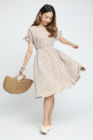 IN STOCK- ANA RETRO CHECKERED DRESS IN BROWN