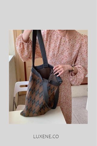 PREORDER - L0509 KNITTED TOTE BAG