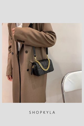 PREORDER - L846 PU CHAINED SLING BAG