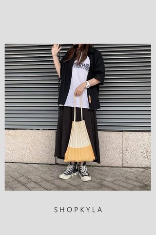 PREORDER - L884 PLEATED BAG