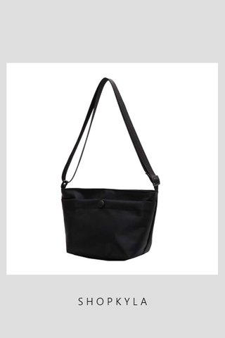 PREORDER - L887 SMALL CASUAL SLING BAG